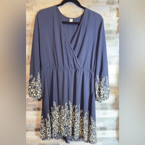 Pre-loved! Old Navy Floral Accent Dress